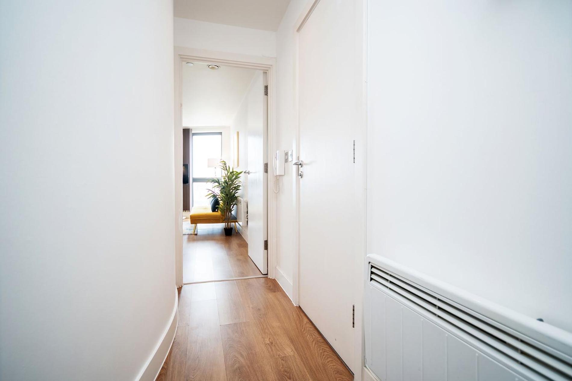 Apartment Exclusive - Centre - Free Parking -wifi Netflix- Juliet Balcony Leeds (West Yorkshire)